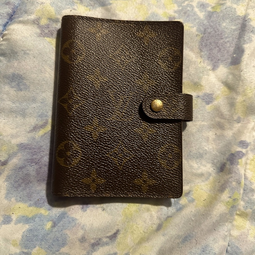 LOUIS VUITTON Monogram Passport Wallet